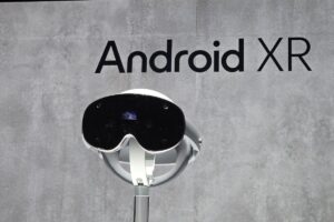 Android XR 2025